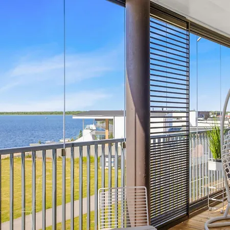 Appartement Upea Merenrannan Asunto 1-8 Henkiloelle Pateniemenranta Oulu